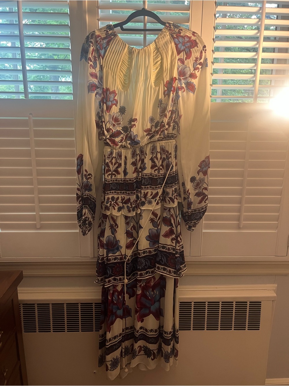 FARM Rio Ivory Maxi Dress with Blue & Red Floral Print - Picture 4 of 4